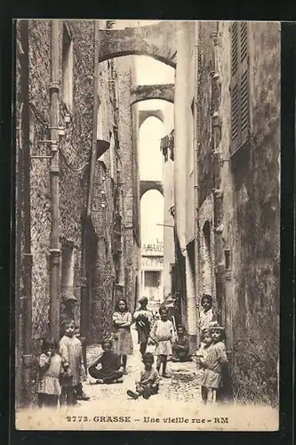 AK Grasse, Une vieille rue, Strassenpartie