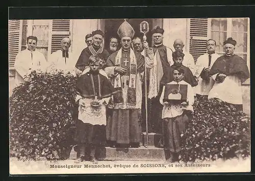 AK Soissons, Monseigneur Mennechet, èveque de Soissons, et ses Assesseurs