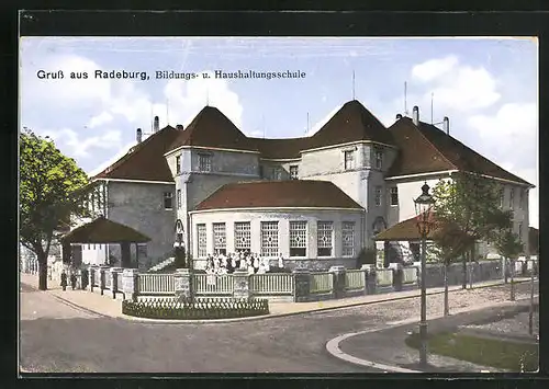 AK Radeburg, Bildungs- und Haushaltungsschule