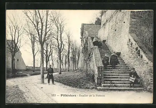 AK Pithiviers, Escalier de la Poterne