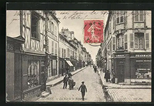 AK Sens, La Rue de la Rèpublique