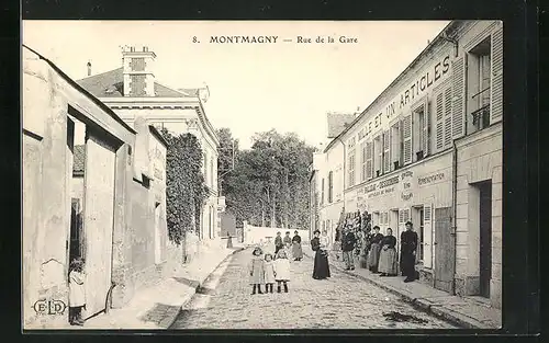 AK Montmagny, Rue de la Gare, Strassenpartie