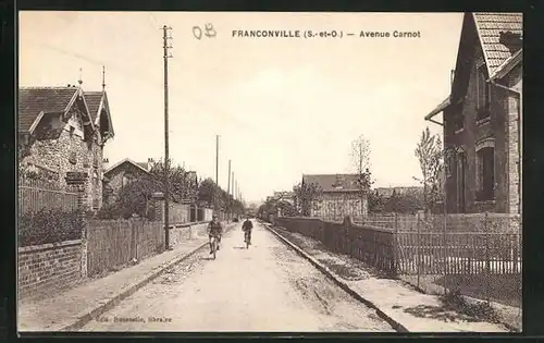 AK Franconville, Avenue Carnot