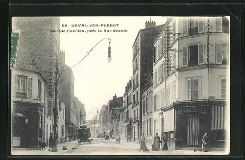 AK Levallois-Perret, La Rue Fazillau, prés la Rue Gravel