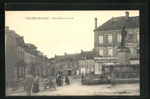 AK Villers-Bocage, Place Richard-Lenoir