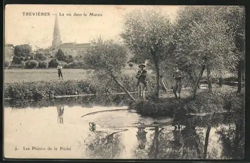 AK Trévières, La vie dans le Marais, Angler