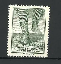 Künstler-Reklamemarke Napoli, Triennale d'Oltremare 1940, Herrenfüsse in mittelalterlichen Sandalen