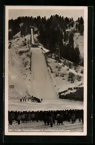AK Garmisch-Partenkirchen, Grosse Olympiaschanze mit Zuschauern