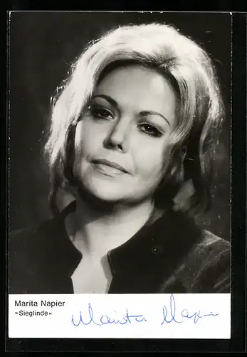 AK Opernsängerin Marita Napier als Sieglinde, Autograph