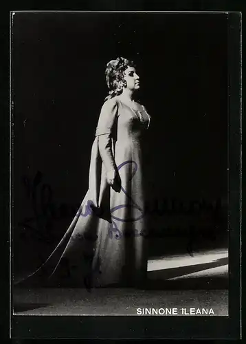 AK Opernsängerin Sinnone Ileana im Kleid, Autograph
