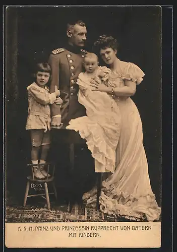 AK K. K. H. Prinz und Prinzessin Rupprecht von Bayern mit ihren Kindern im Kleid