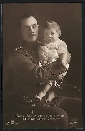 AK Ernst August Herzog von Braunschweig mit seinem jüngsten Söhnchen