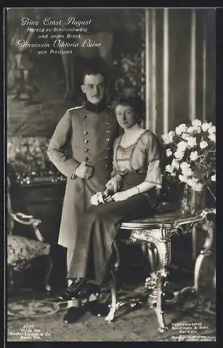 AK Portrait Prinz Ernst August von Braunschweig & Prinzessin Victoria Luise von Preussen