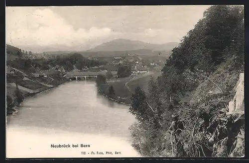 AK Neubrück bei Bern, Uferpartie mit Brücke
