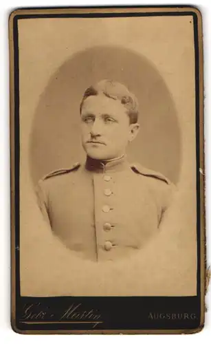 Fotografie Gebr. Martin, Augsburg, bayrischer Soldat in Uniform