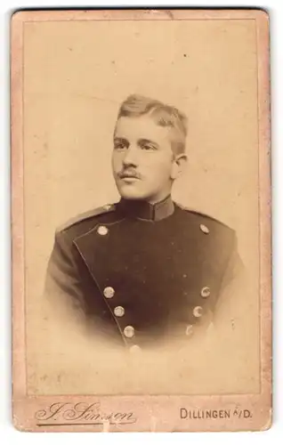 Fotografie J. Simson, Dillingen a. D., Chevauleger Schorsch Steindl in Uniform, Musiklehrer und Gesangspädagoge