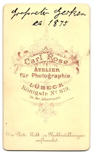 Fotografie Carl Rose, Lübeck, junger Soldat Gerken in Uniform mit Bajonett, 1875