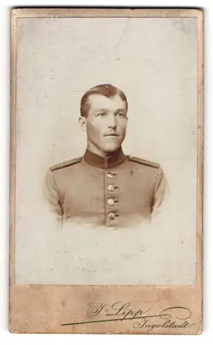 Fotografie J. Lipp, Ingolstadt, junger Soldat in Uniform Inf. Rgt. 10