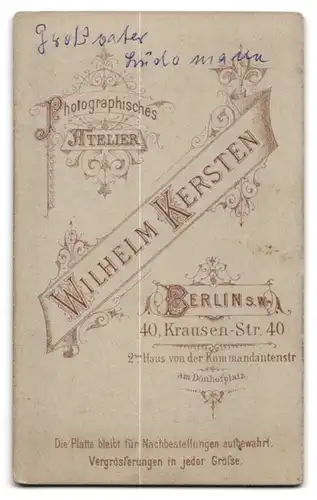 Fotografie Wilhelm Kersten, Berlin, Portrait Herr Lüdemann im Anzug mit Vollbart