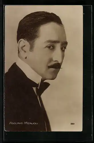 AK Schauspieler Adolph Menjou von der Seite