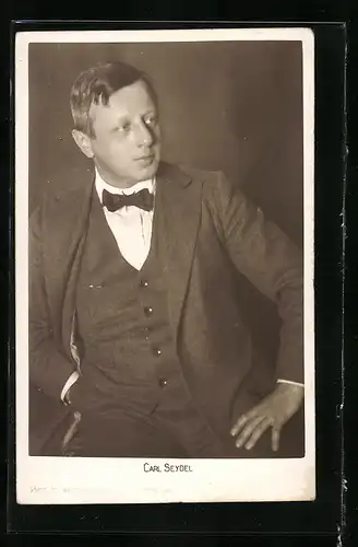 AK Opernsänger Carl Seydel im Anzug mit Fliege
