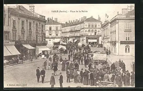 AK Sable, Place de la Mairie, Strassenpartie, Markttag