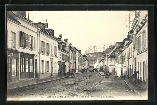 AK Ivry-la-Bataille, Grande Rue-Perspective du Chateau