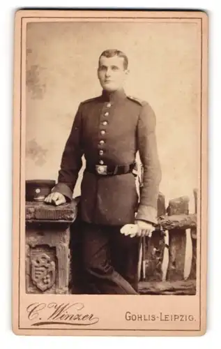 Fotografie C. Winzer, Leipzig-Gohlis, Portrait Soldat in Uniform