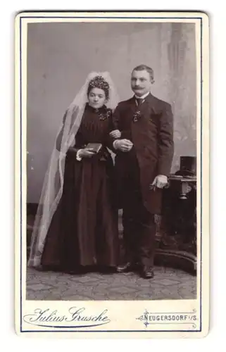 Fotografie Julius Grusche, Neugersdorf i/S, Portrait Braut und Bräutigam, Hochzeit