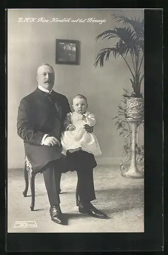 AK Pinz Hendrik von den Niederlanden mit seiner Tochter
