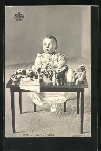 AK H.K.H. Prinses Juliana als kleines Mädchen am Spielzeugtisch