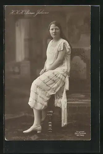 AK H.K.H. Prinses Juliana als hübsches Fräulein im Portrait