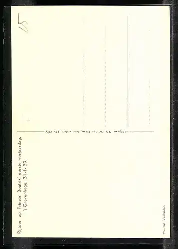 AK Königin Juliana und Prinz Bernhard von den Niederlanden mit der einjährigen Prinzessin Beatrix