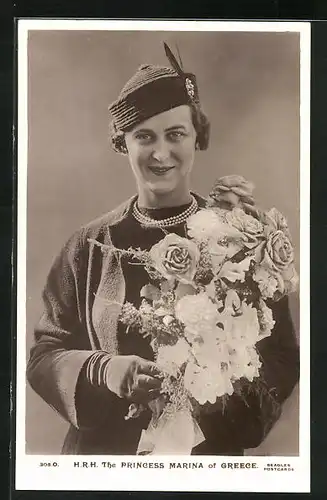 AK Prinzessin Marina von Griechenland mit Blumenstrauss und Hut