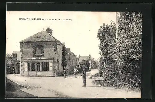 AK Neuilly-le-Buisson, Le Centre du Bourg