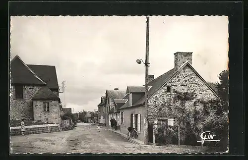 AK Geneslay, Rue Principale