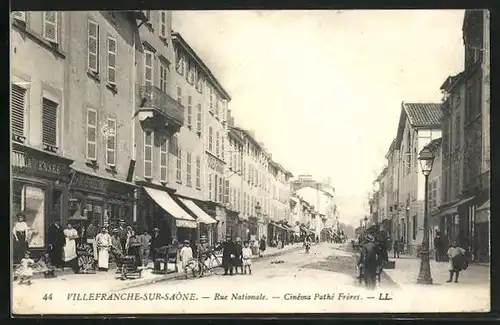 AK Villefranche-sur-Saône, Rue Nationale, Cinéma Pathé Frères