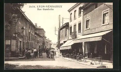 AK Lyon-Vénissieux, Rue Gambetta, Strassenpartie