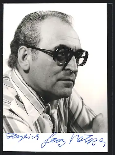 AK Opernsänger Georg Völker mit Brille, Autograph
