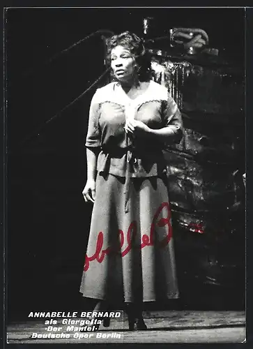 AK Opernsängerin Annabelle Bernard als Giorgetta in Der Mantel, Autograph