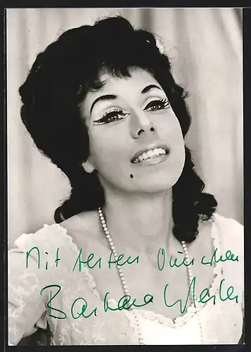 AK Opernsängerin Barbara Scherler mit Perlenkette, Autograph