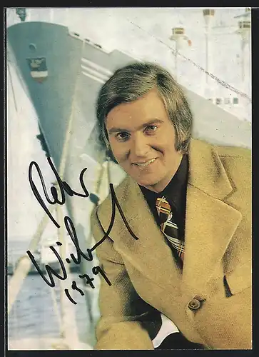 AK Opernsänger Peter Wieland vor Hafenszene, mit original Autograph
