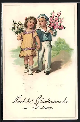 AK Kleines Paar in Marineuniform und Kleid mit zwei grossen Blumensträussen