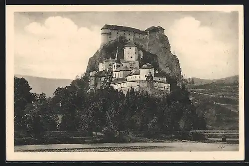 AK Oravsky Zámok, Blick auf die Burg