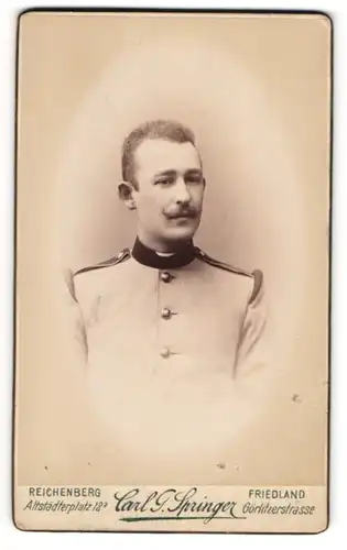 Fotografie Carl G. Springer, Reichenberg / Liberec, K.u.K. Soldat in Uniform mit Mustasch