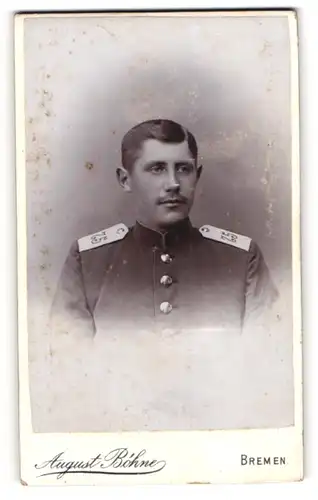 Fotografie August Böhne, Bremen, Soldat in Uniform Rgt. 75 Bremen