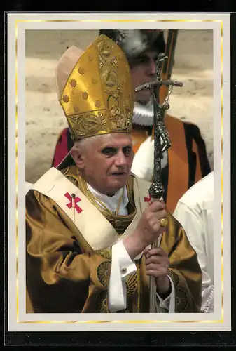 AK Rom, Papst Benedikt XVI. auf dem Petersplatz bei seiner Inaugurationsmesse