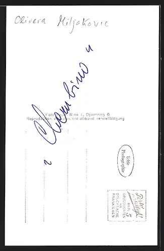 AK Opernsängerin Olivera Miljakovic im Anzug, mit original Autograph