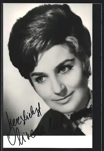 AK Opernsängerin Olivera Miljakovic am Lächeln, mit original Autograph