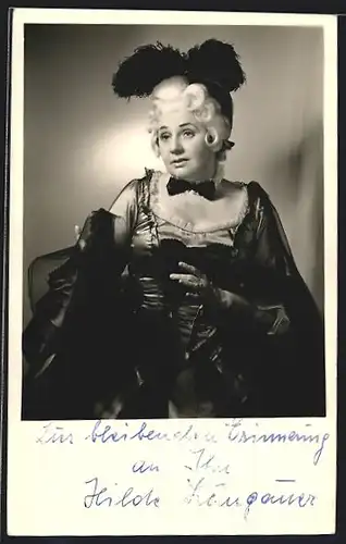 AK Opernsängerin Hilde Längauer im Kostüm, mit original Autograph